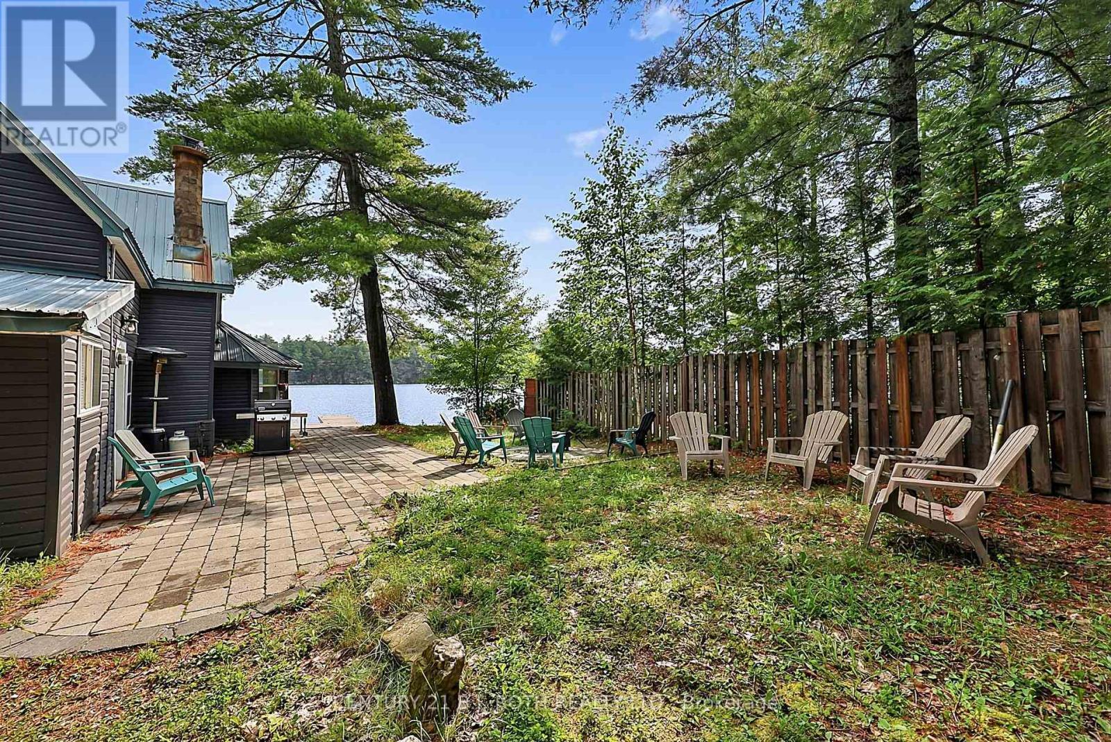 1100 Hewitt Street, Gravenhurst, ON - Outdoor