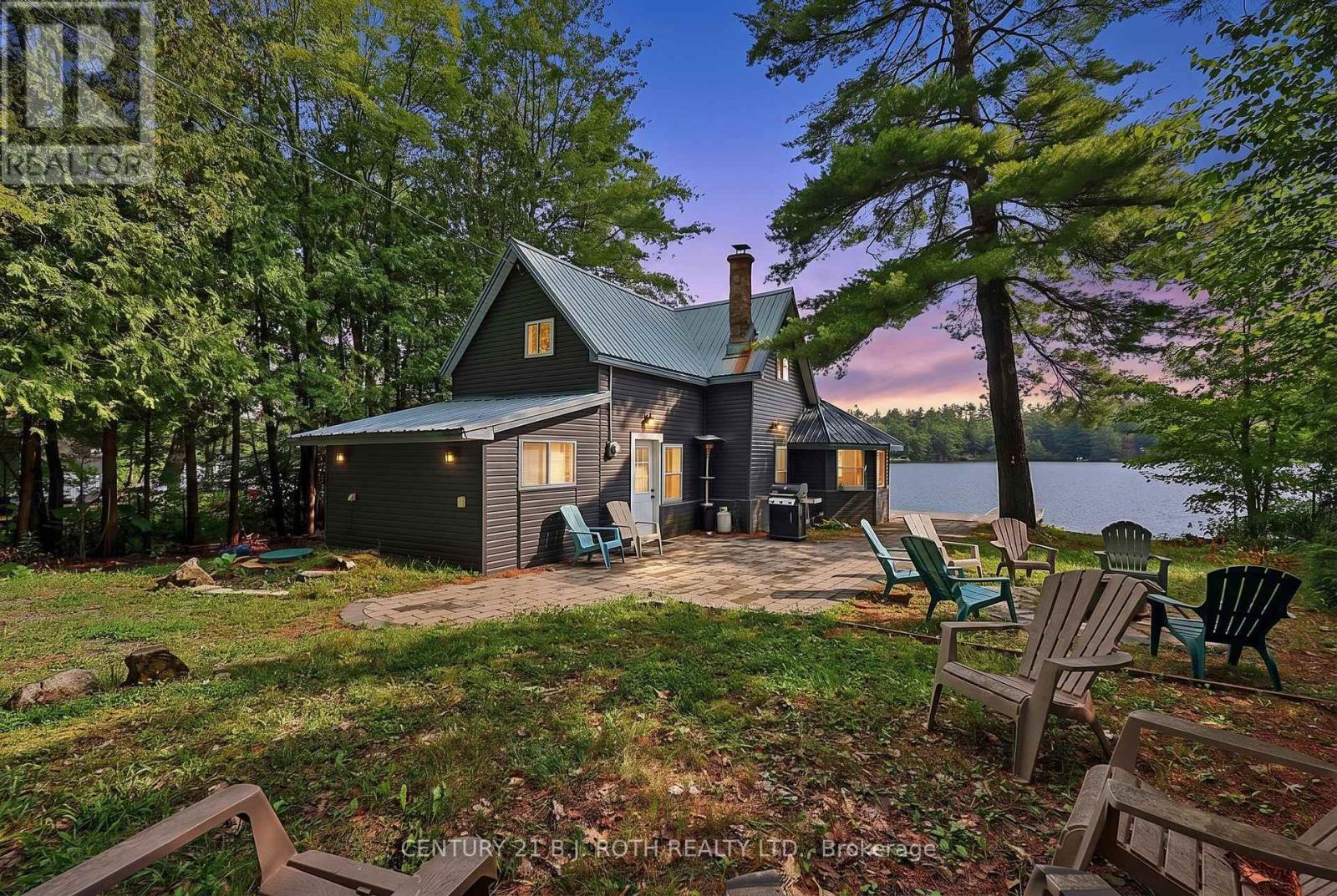 1100 Hewitt Street, Gravenhurst, ON - Outdoor