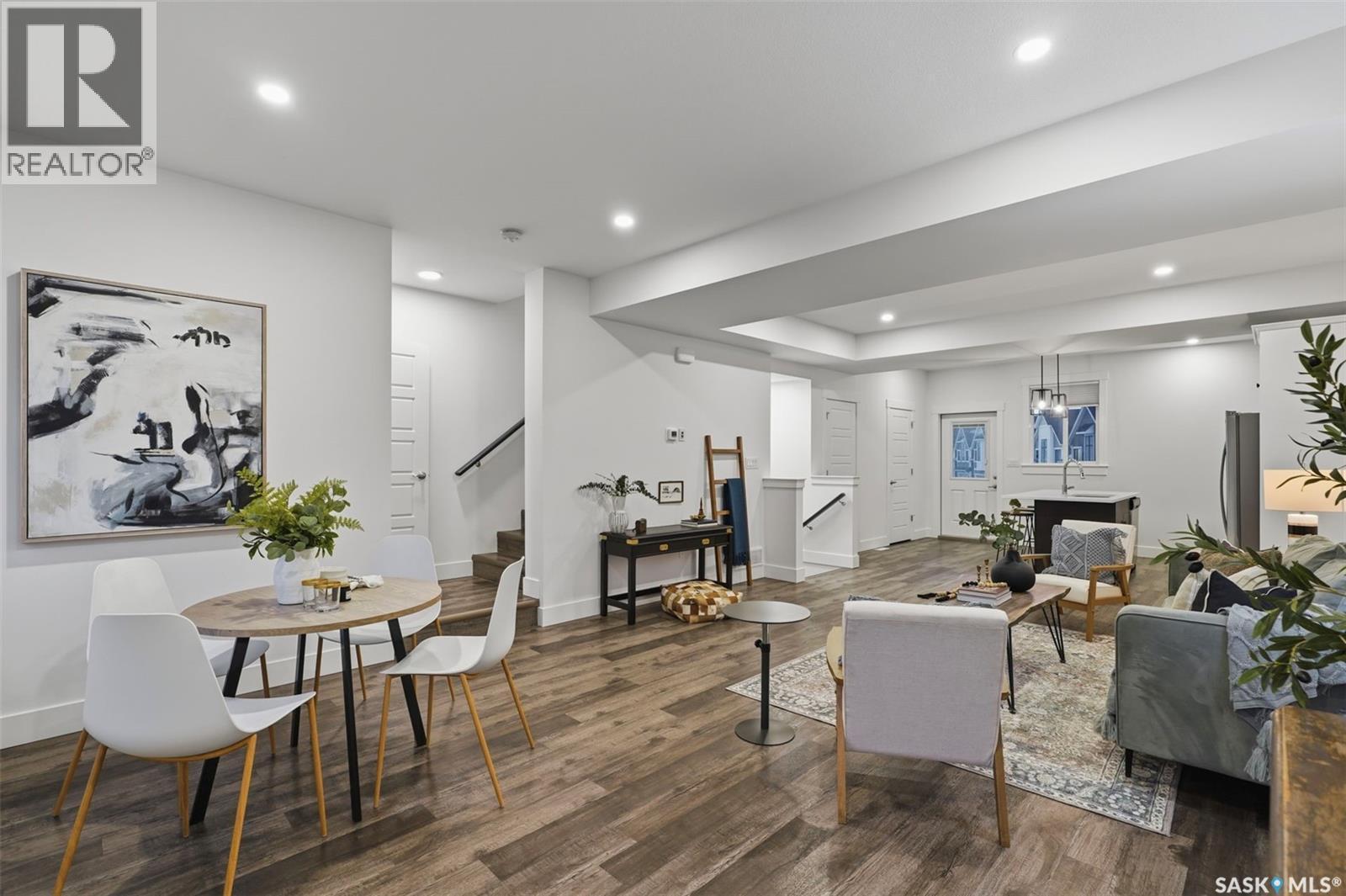 39 900 St Andrews Lane, Warman, SK - Indoor