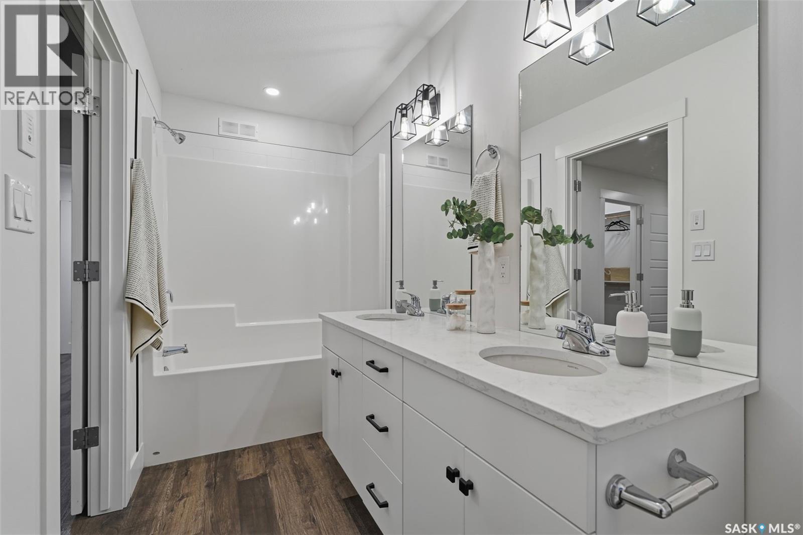 39 900 St Andrews Lane, Warman, SK - Indoor Photo Showing Bathroom