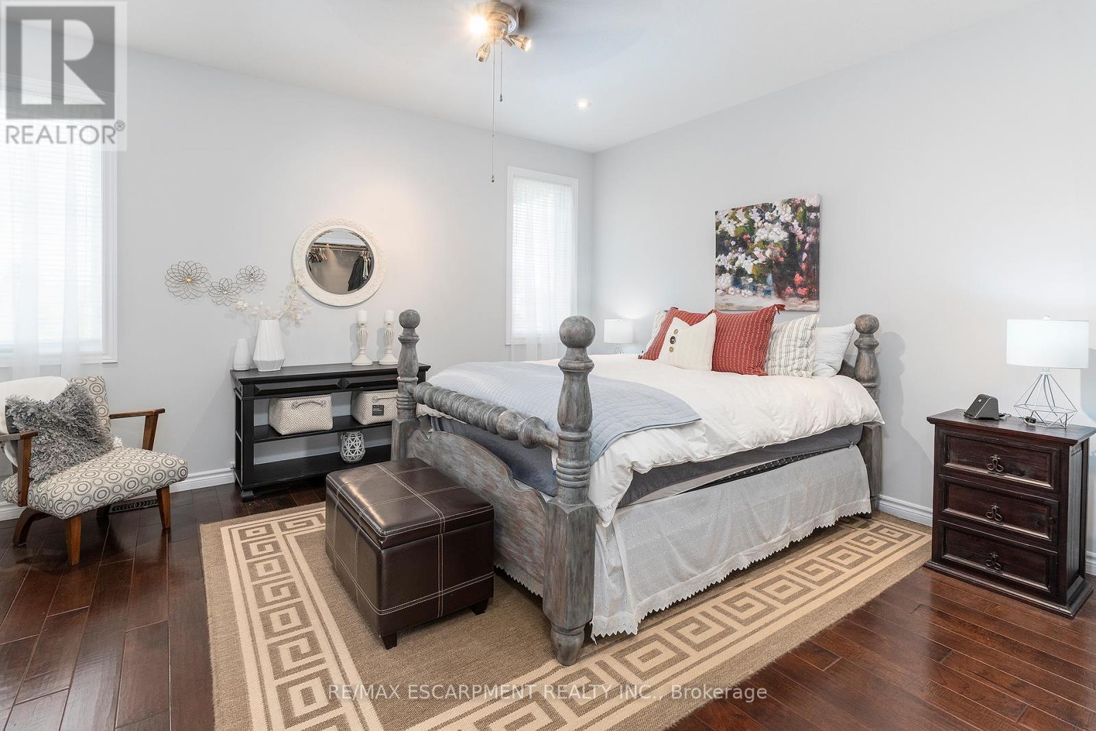 6 Macneil Court, Brantford, ON - Indoor Photo Showing Bedroom