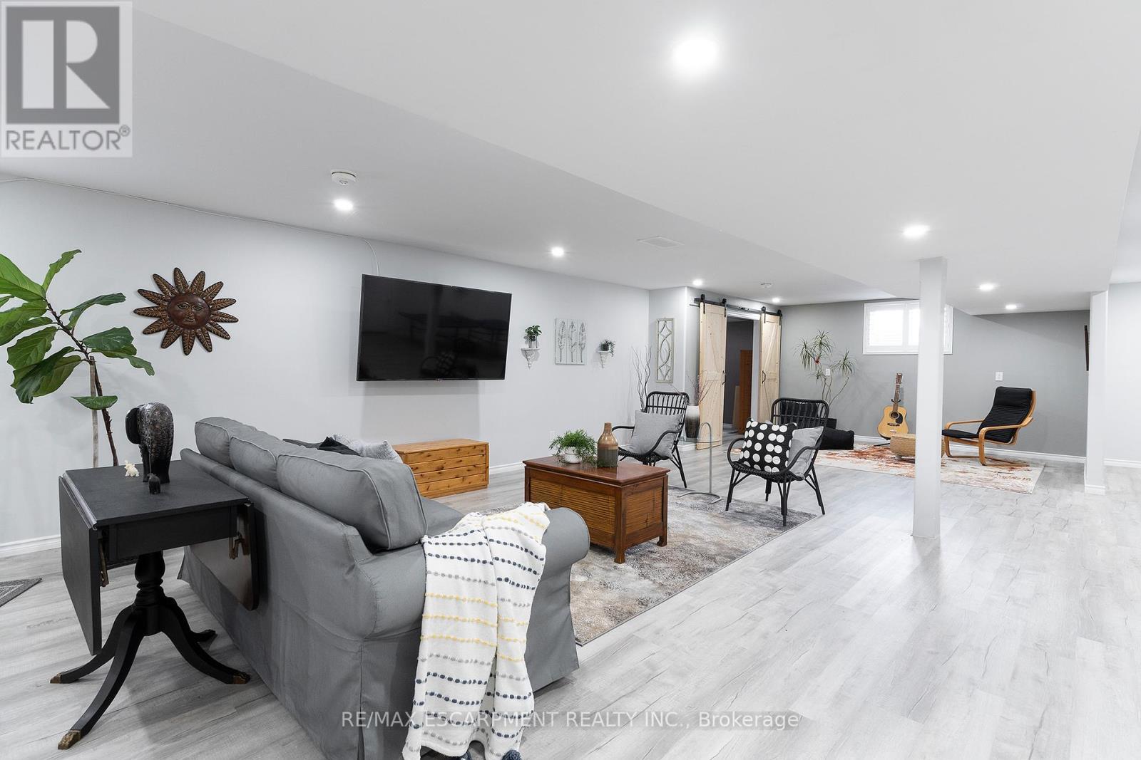 6 Macneil Court, Brantford, ON - Indoor Photo Showing Other Room
