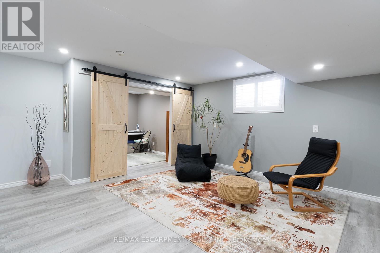 6 Macneil Court, Brantford, ON - Indoor Photo Showing Basement