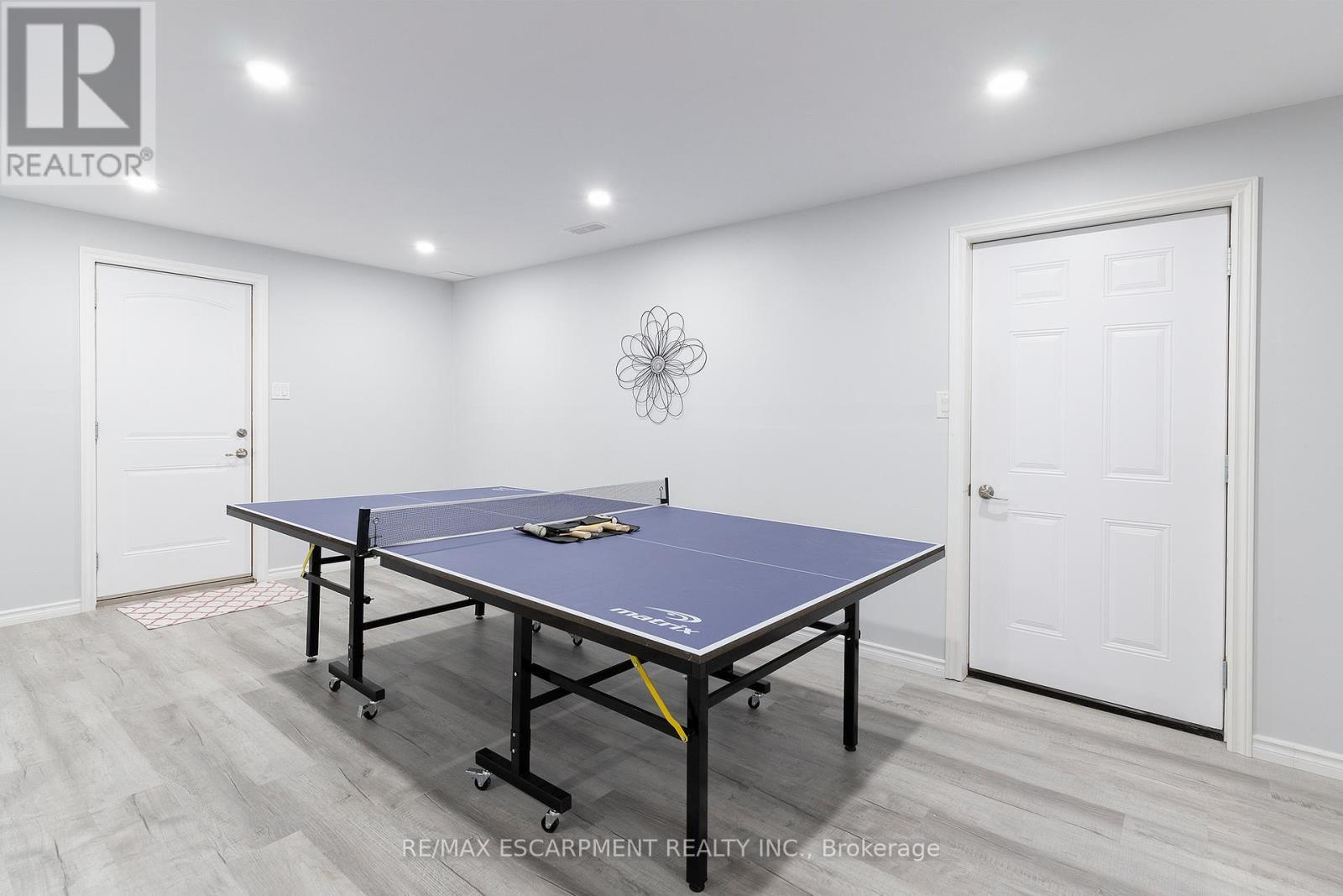 6 Macneil Court, Brantford, ON - Indoor Photo Showing Other Room