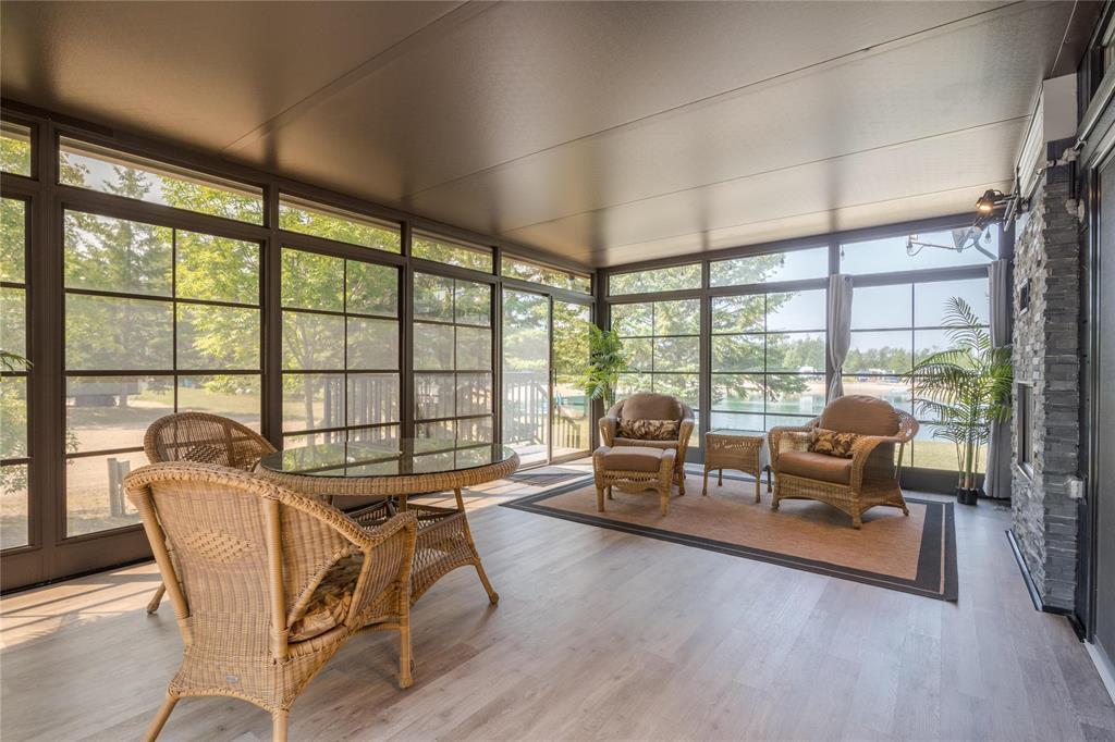 110 37116 37N Road, Ste Anne Rm, MB - Indoor