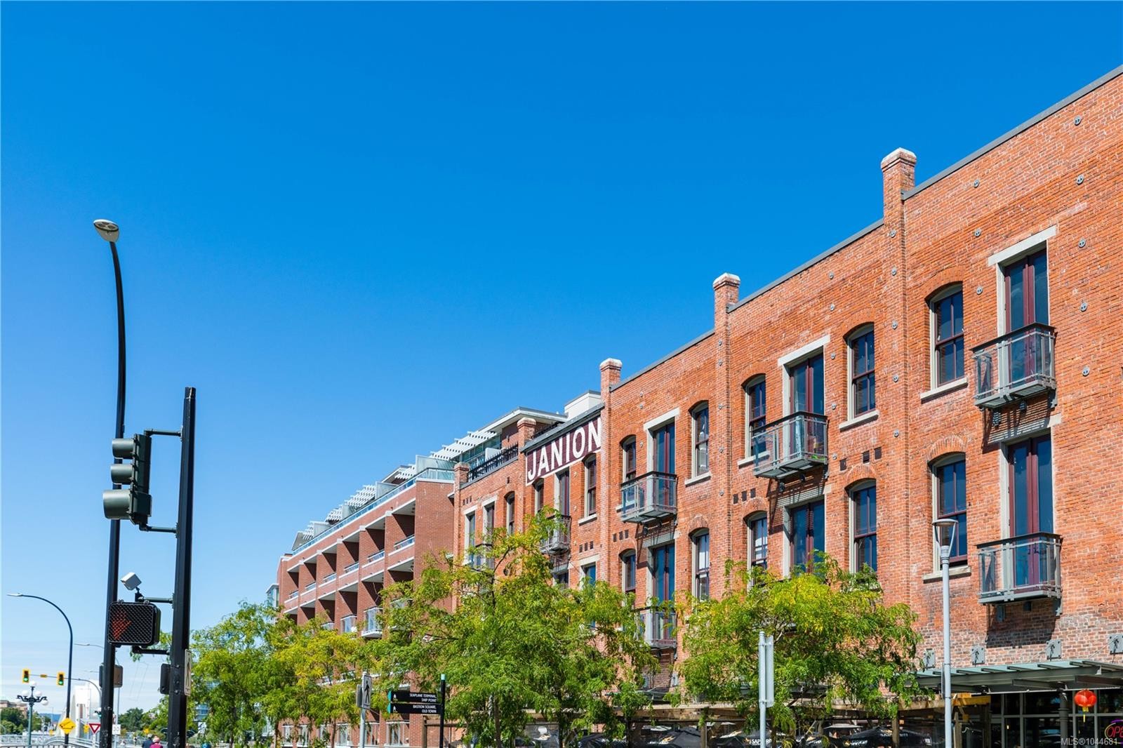 #M11-456 Pandora Ave, Victoria, BC - Outdoor With Facade