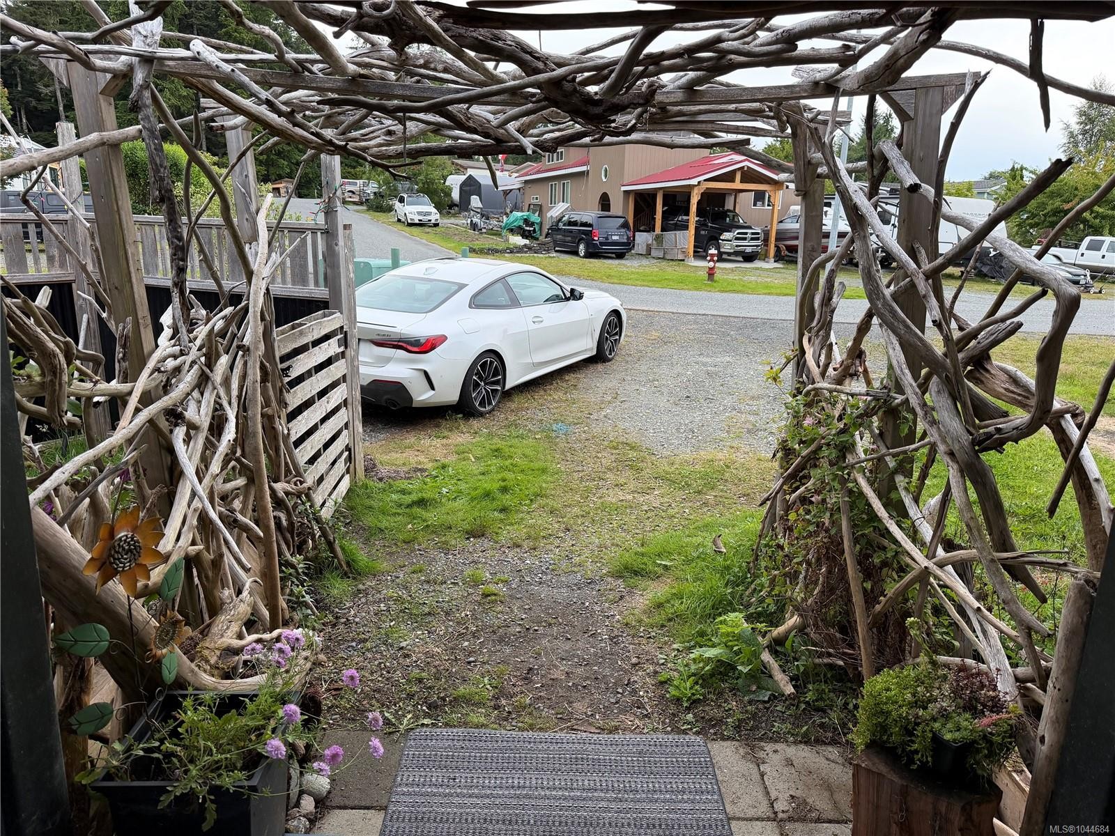 6015 Hunt St, Port Hardy, BC
