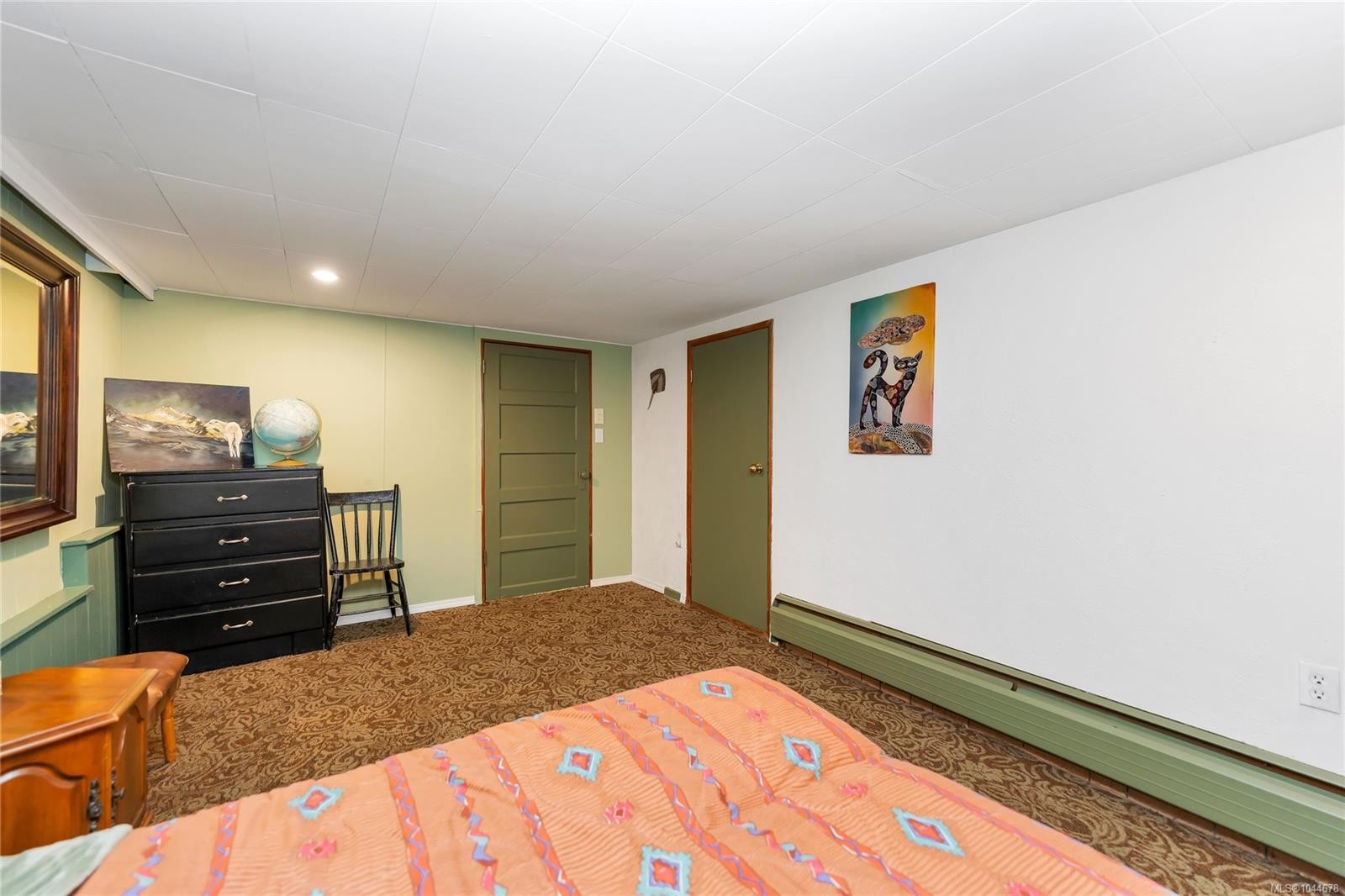 384 Burnside Rd East, Victoria, BC