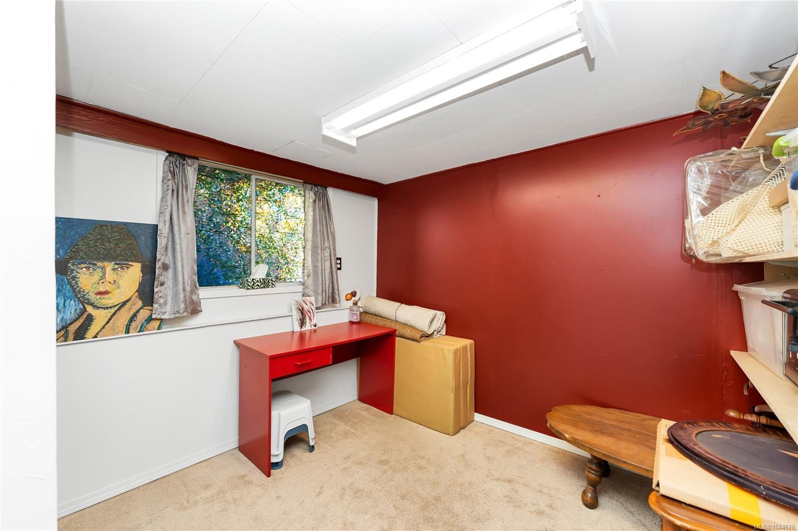 384 Burnside Rd East, Victoria, BC