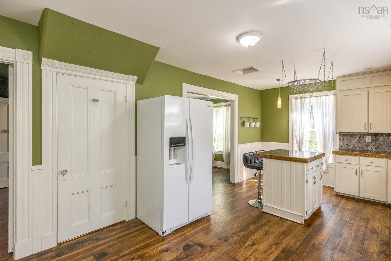 4902 Highway 1, Waterville, NS - Indoor Photo Showing Kitchen