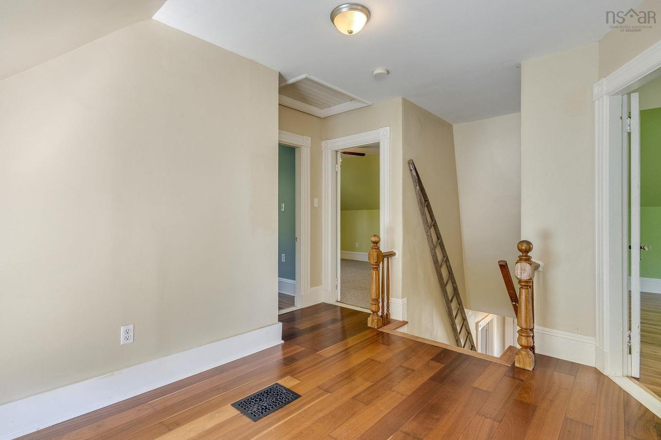 4902 Highway 1, Waterville, NS - Indoor Photo Showing Other Room