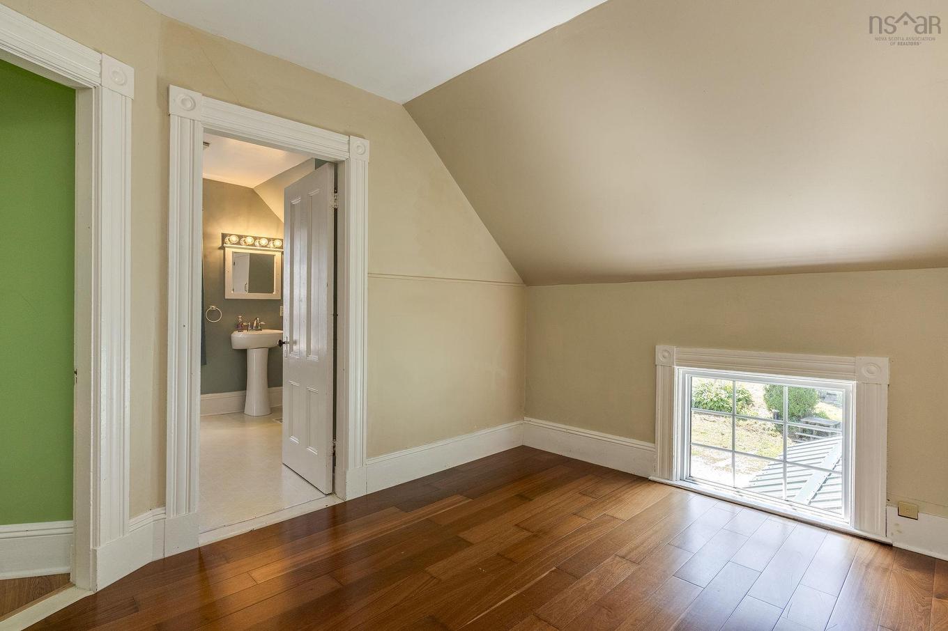 4902 Highway 1, Waterville, NS - Indoor Photo Showing Other Room