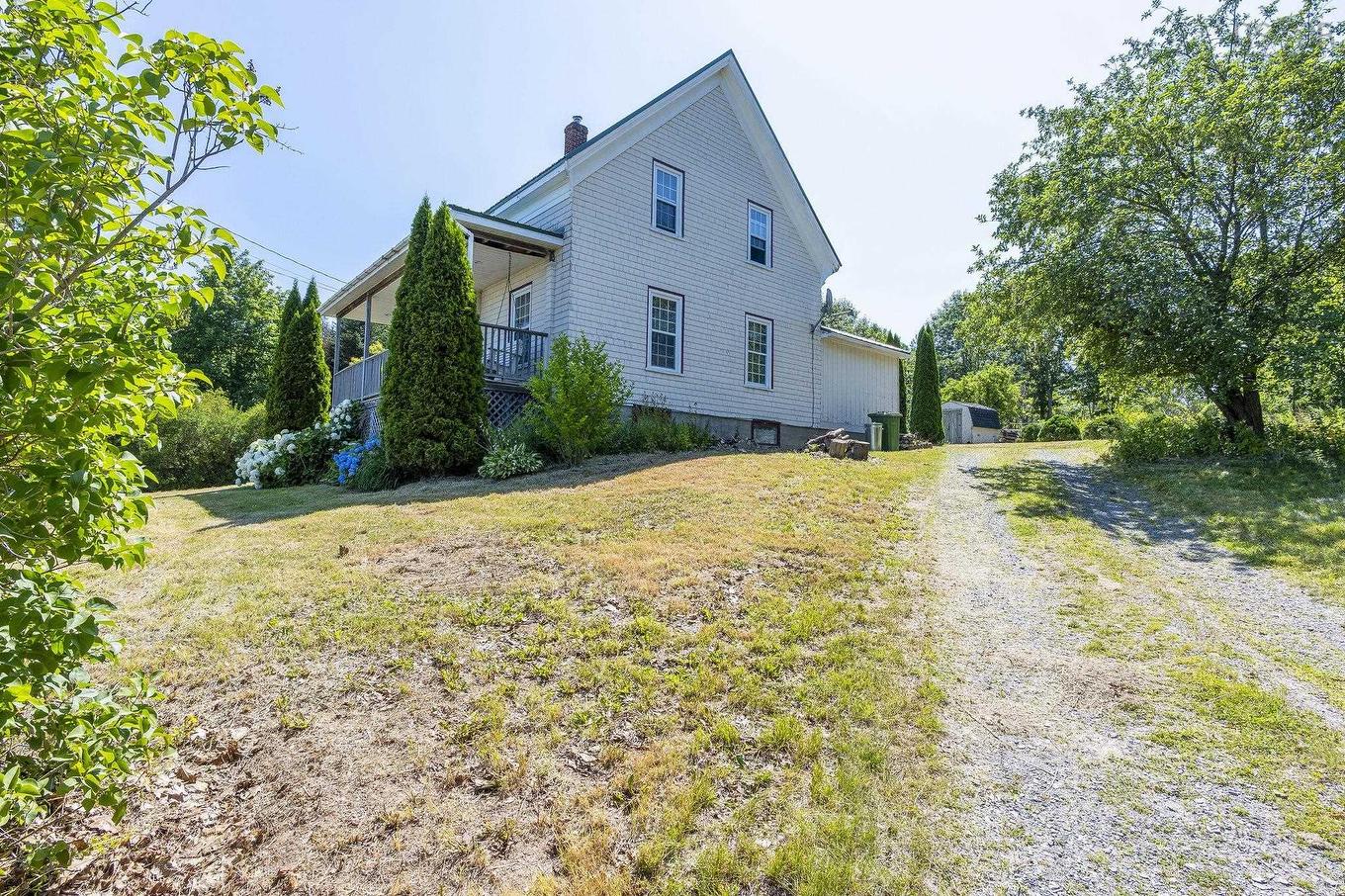 4902 Highway 1, Waterville, NS - Outdoor
