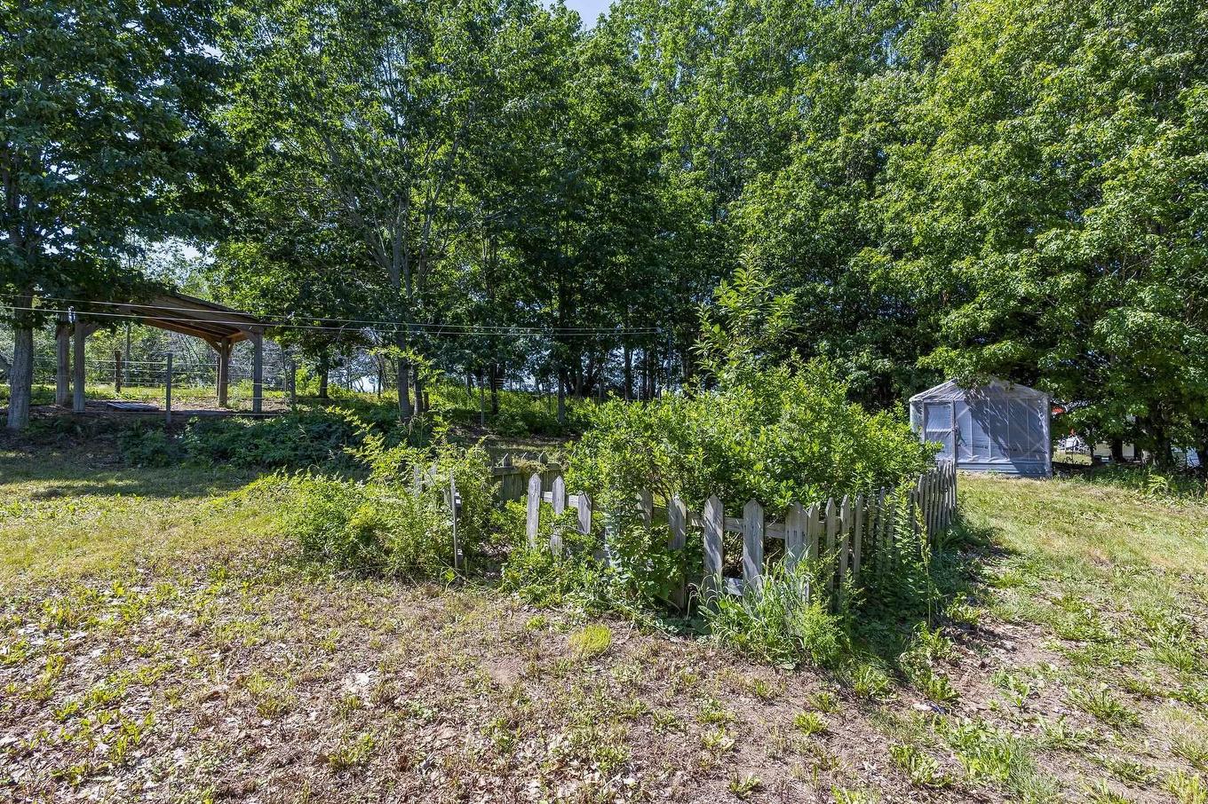4902 Highway 1, Waterville, NS - Outdoor