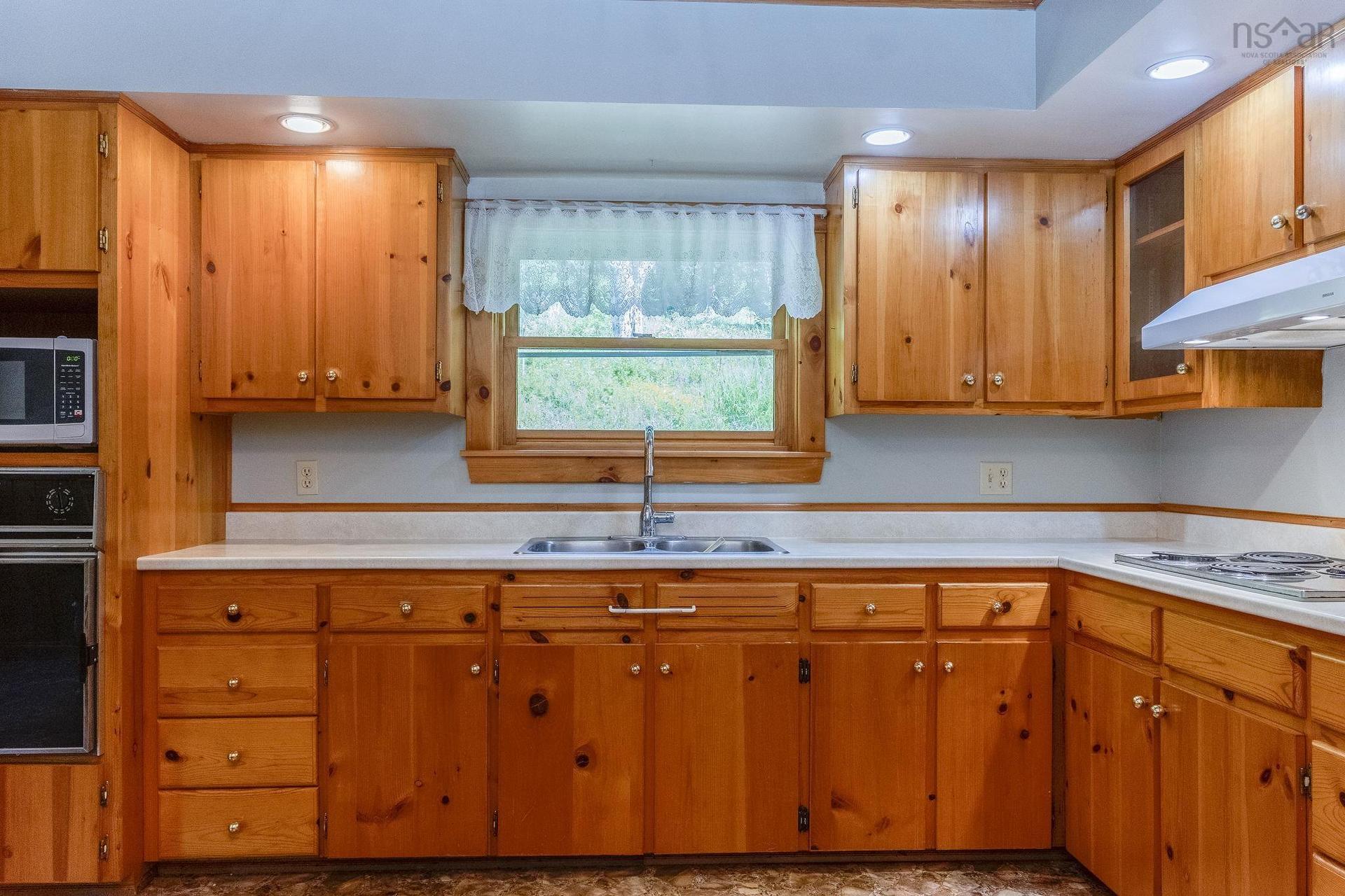 258 Trout Lake Road, West Inglisville, NS - Indoor Photo Showing Kitchen With Double Sink