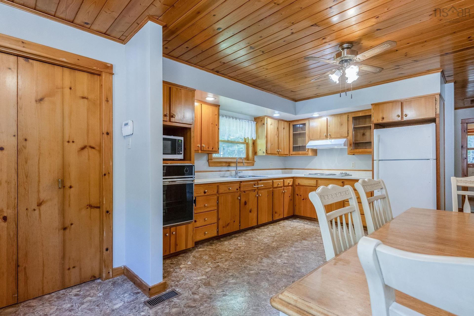 258 Trout Lake Road, West Inglisville, NS - Indoor Photo Showing Other Room