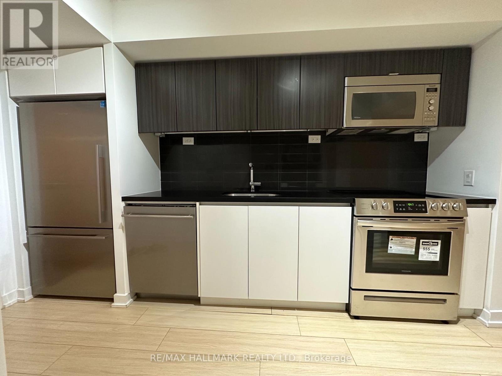 2908 - 85 Queens Wharf Road, Toronto, ON - Indoor Photo Showing Kitchen