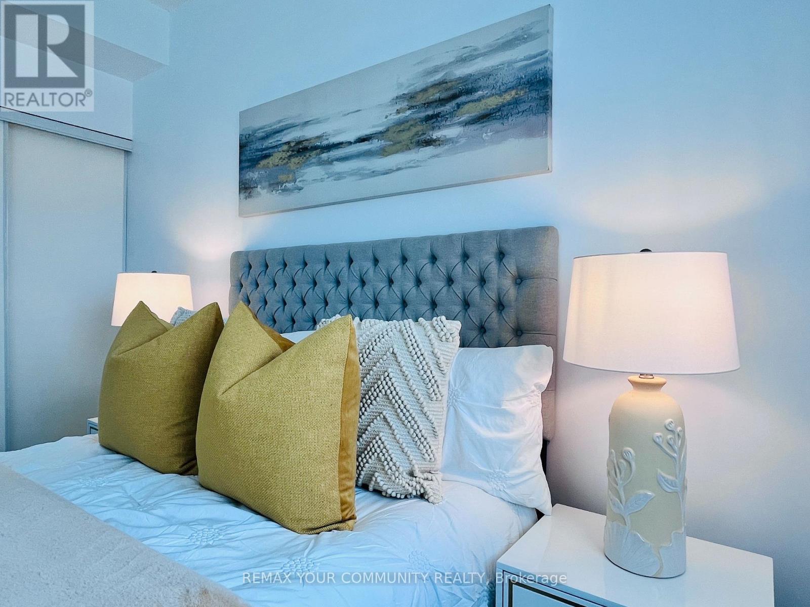 3201 - 5168 Yonge Street, Toronto, ON - Indoor Photo Showing Bedroom
