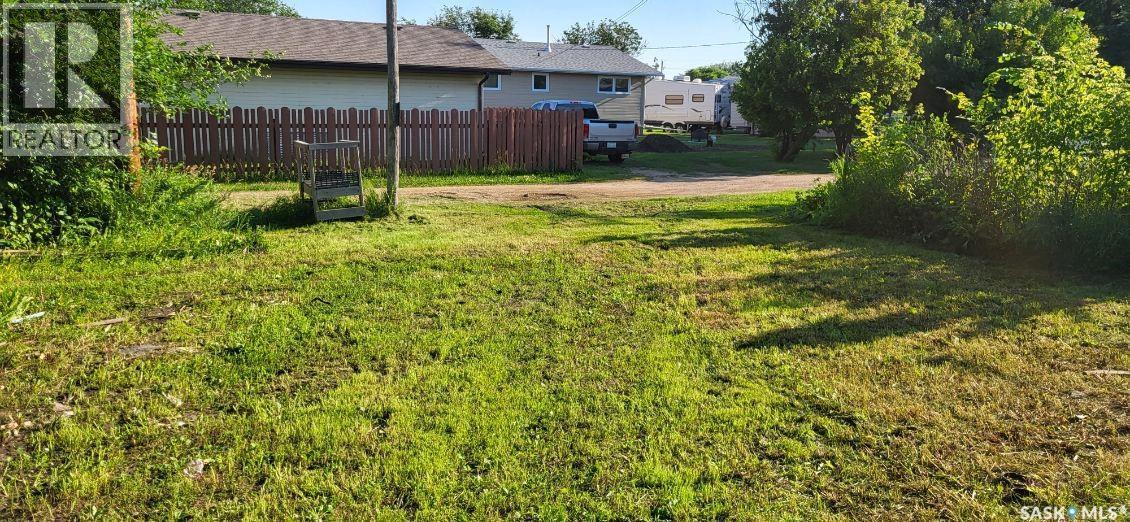 539 Highway Avenue E, Preeceville, SK - Outdoor