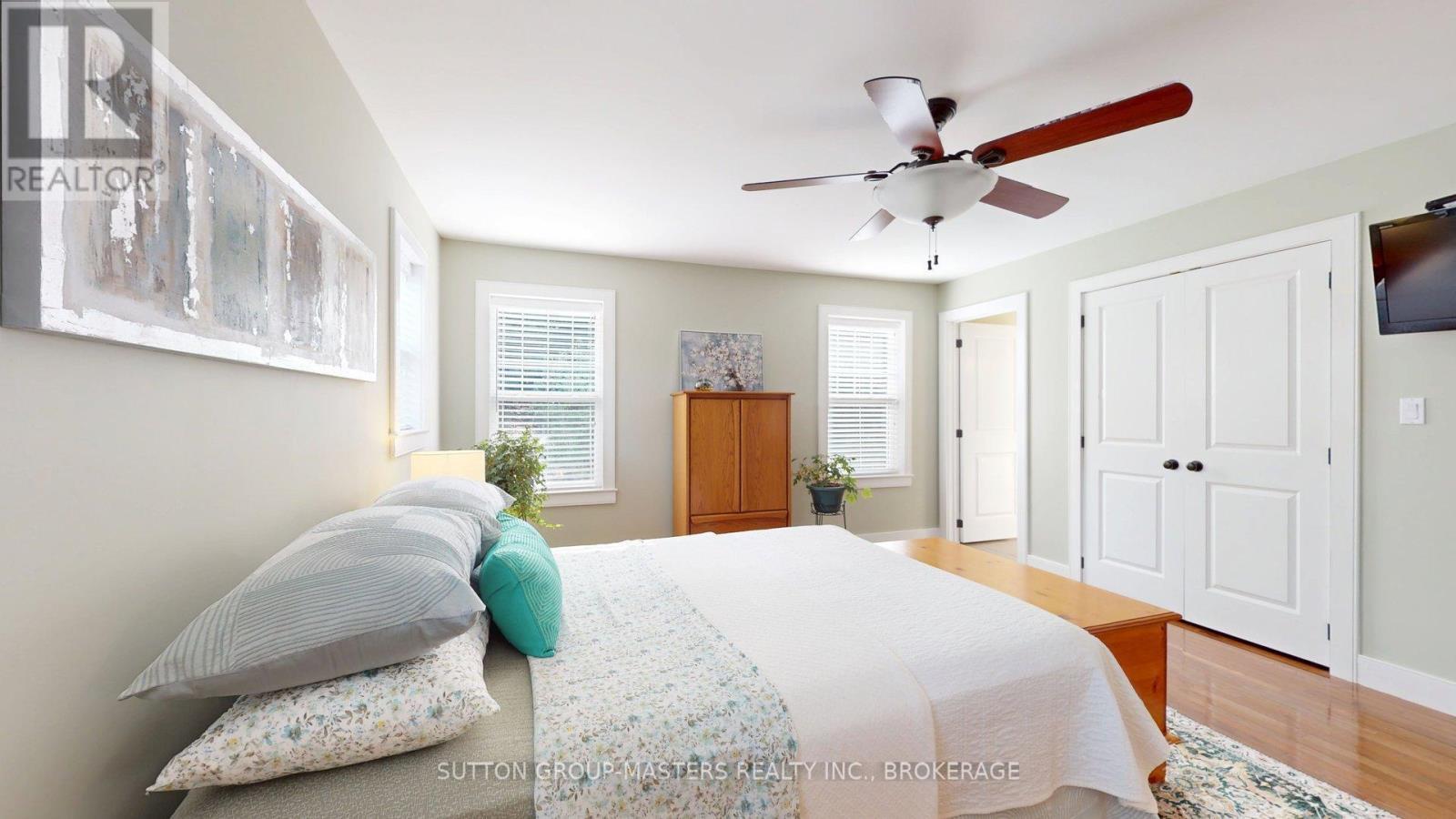 160 Napier Street, Kingston (Central City East), ON - Indoor Photo Showing Bedroom