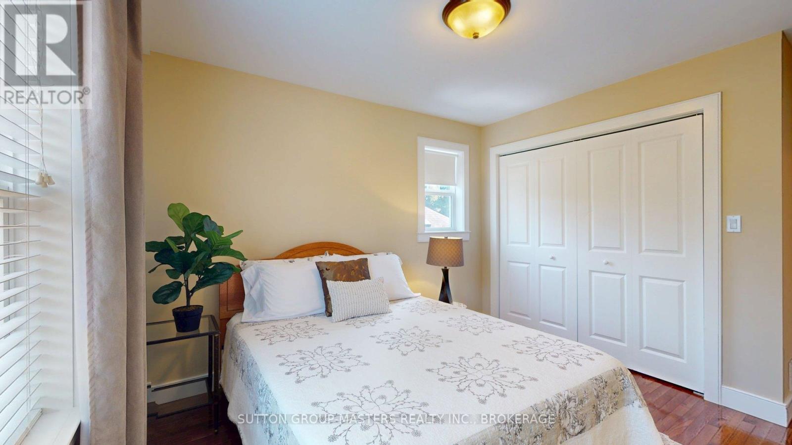 2nd bedroom is generous in size - 160 Napier Street, Kingston (Central City East), ON - Indoor Photo Showing Bedroom