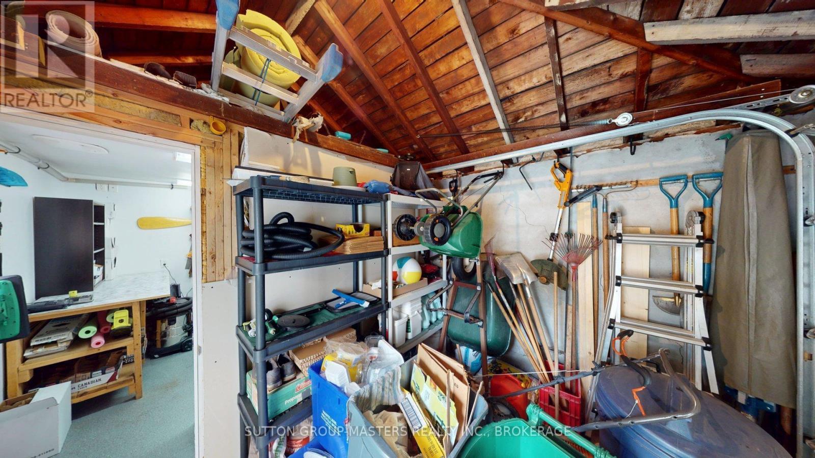 garage/workshop - 160 Napier Street, Kingston (Central City East), ON - Indoor
