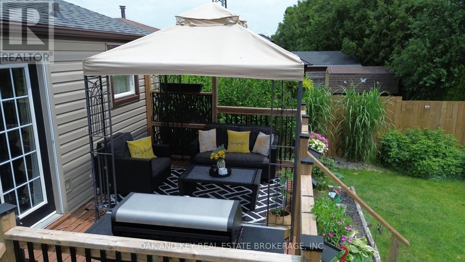 26 Sinclair Avenue, St. Thomas, ON - Outdoor