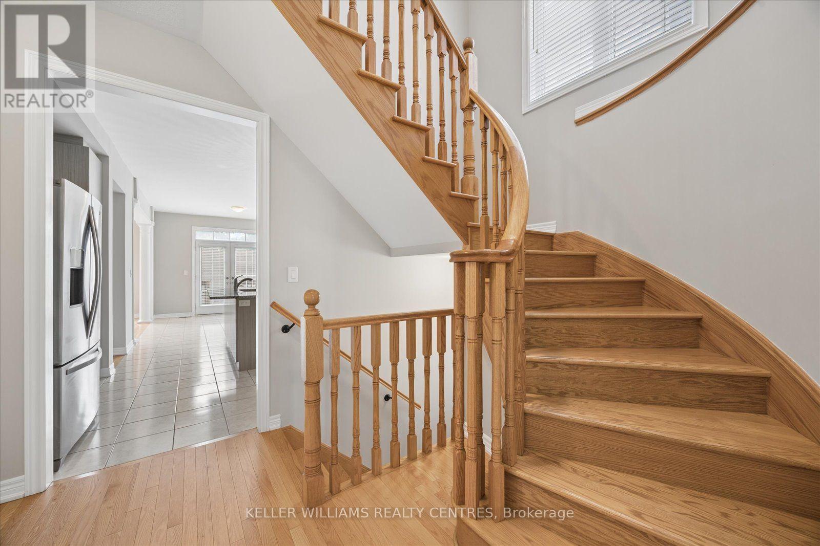 668 Mcgregor Farm Trail, Newmarket, ON - Indoor Photo Showing Other Room