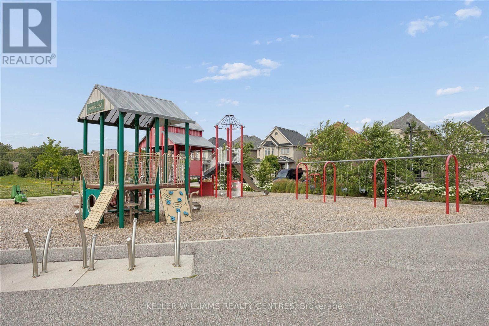 668 Mcgregor Farm Trail, Newmarket, ON - Outdoor
