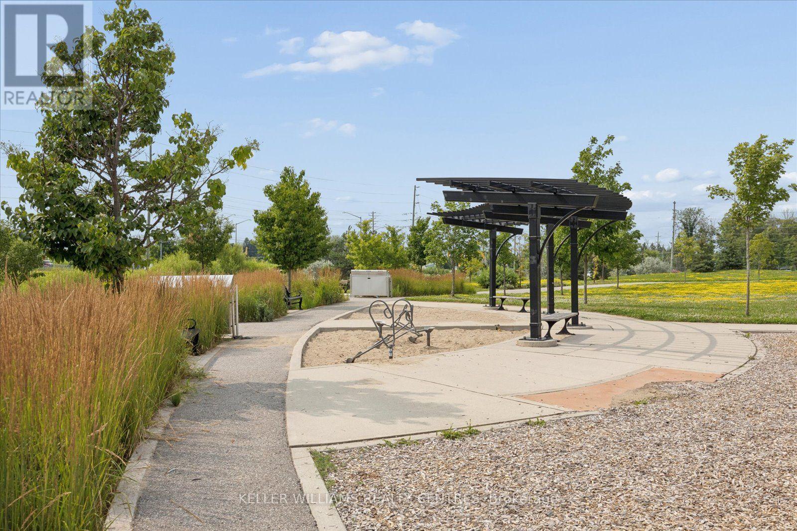 668 Mcgregor Farm Trail, Newmarket, ON - Outdoor