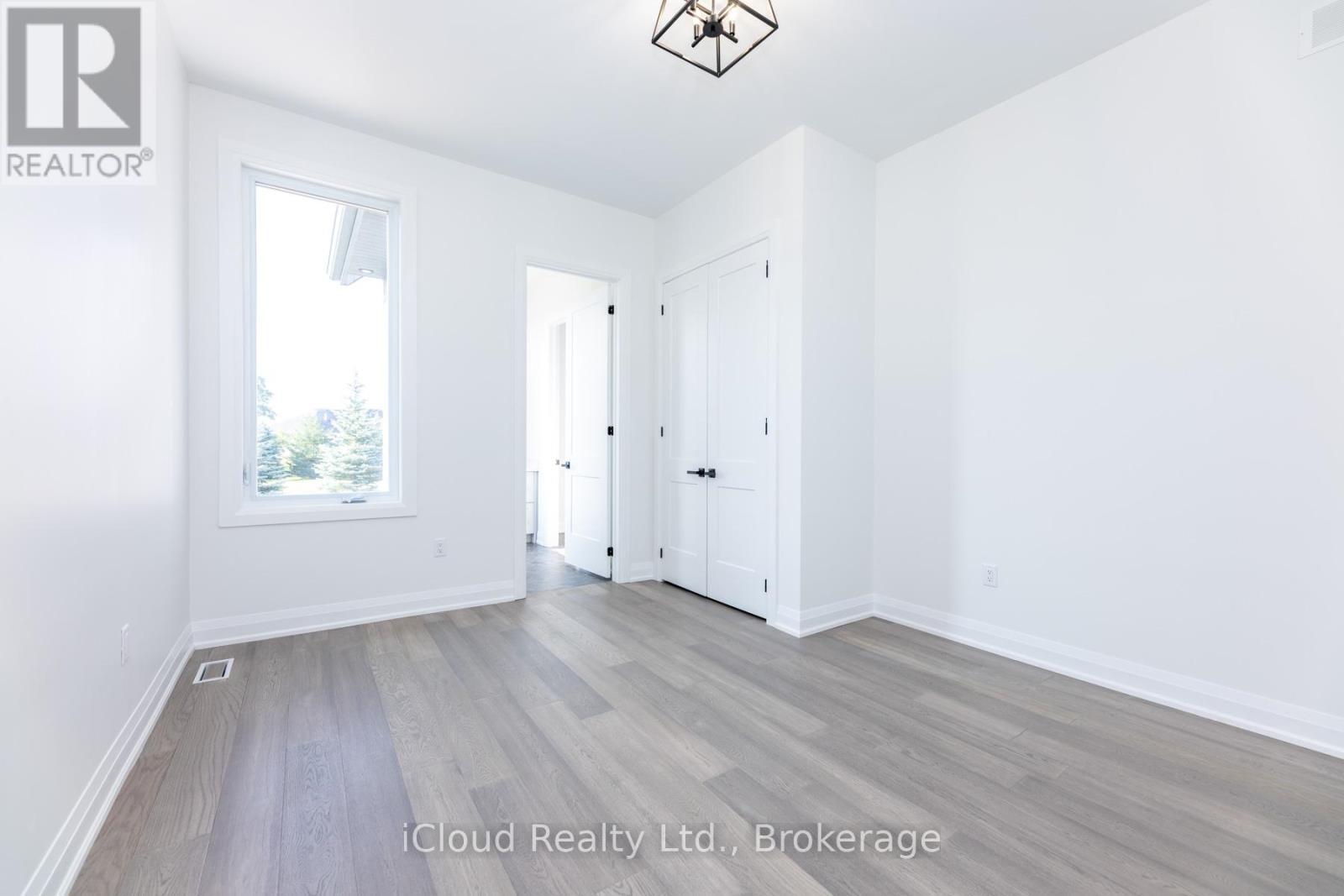 8 Prentis Court, Melancthon, ON - Indoor Photo Showing Other Room