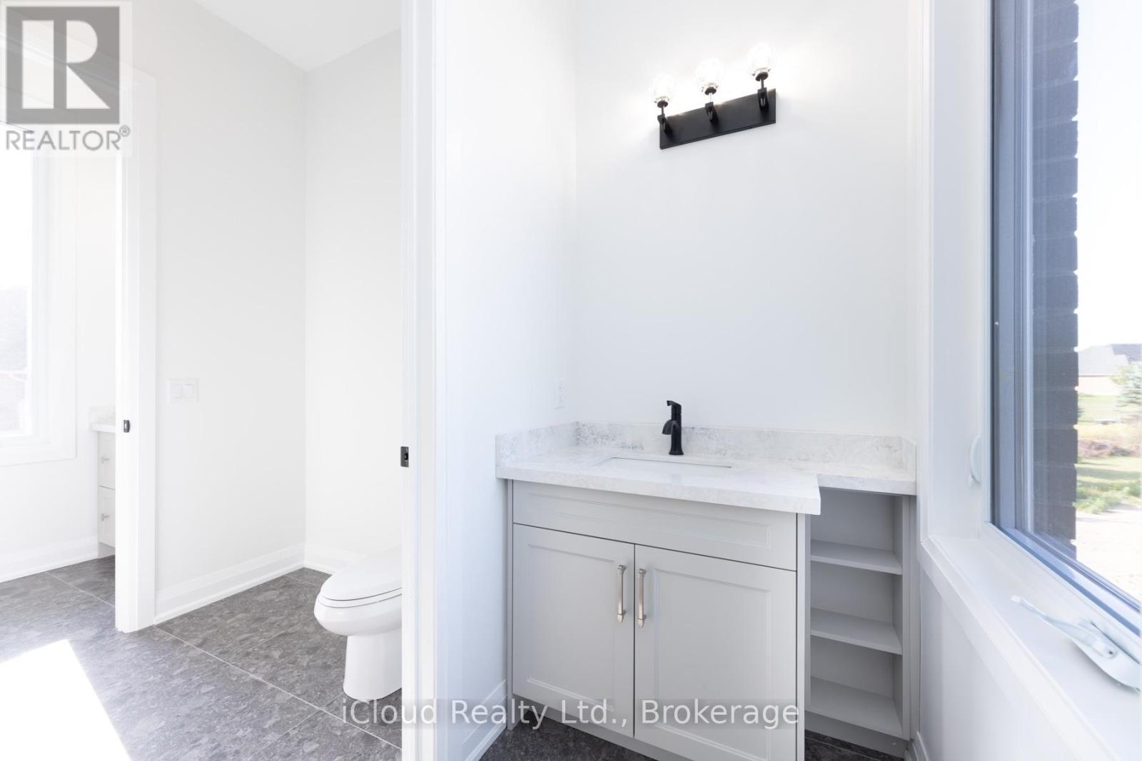 8 Prentis Court, Melancthon, ON - Indoor Photo Showing Other Room