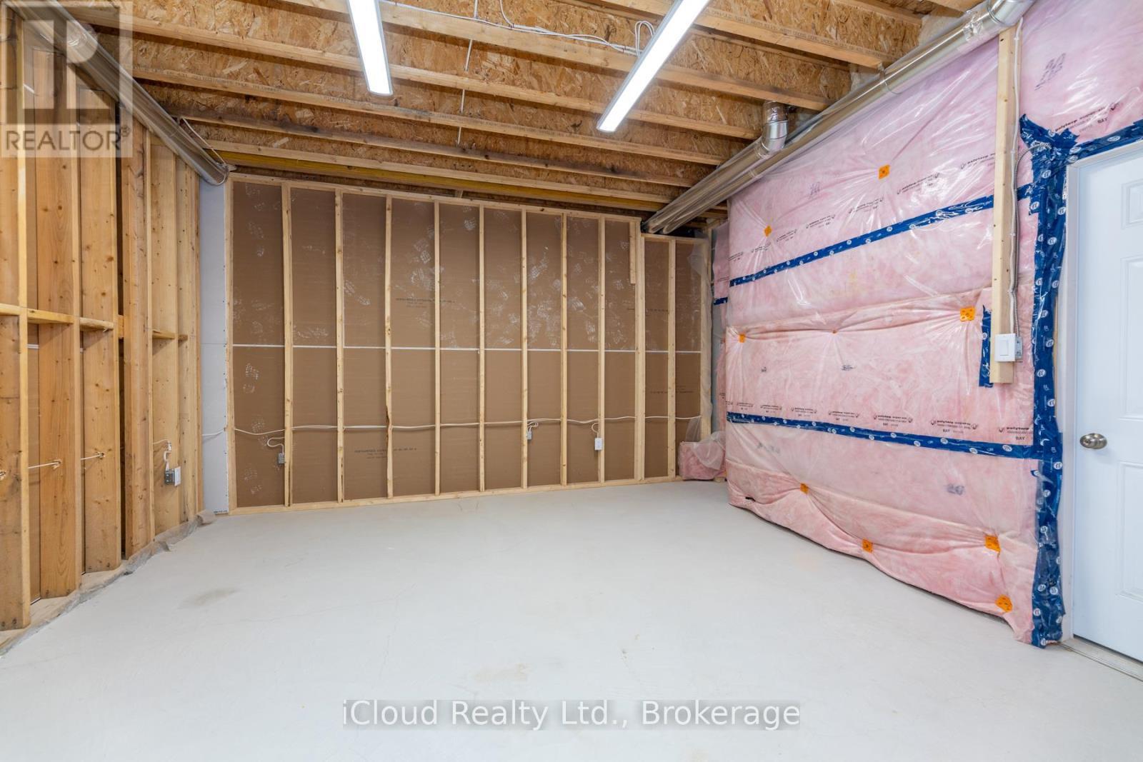 8 Prentis Court, Melancthon, ON - Indoor Photo Showing Basement