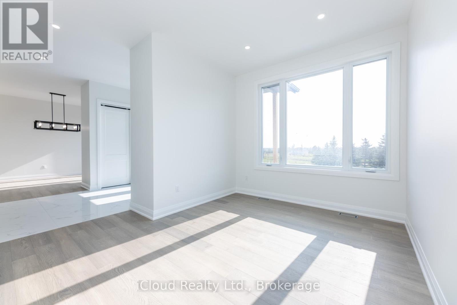 8 Prentis Court, Melancthon, ON - Indoor Photo Showing Other Room