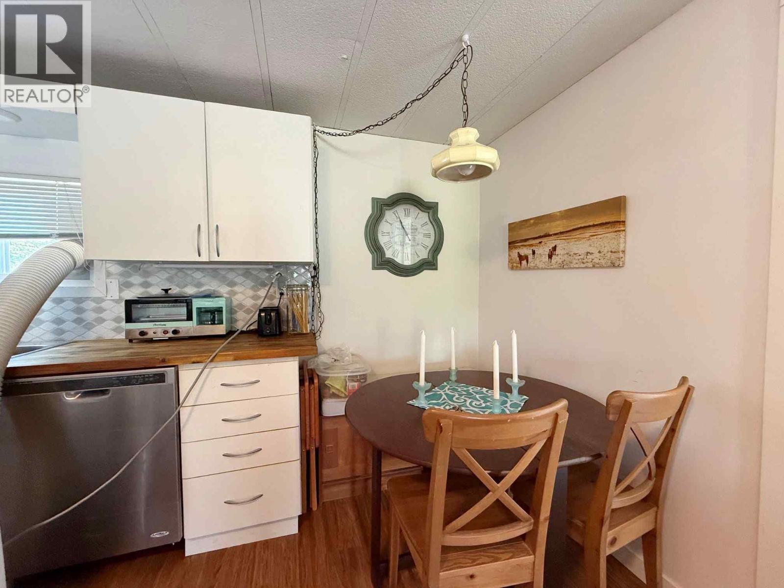 9872 Institute Street, Little Fort, BC
