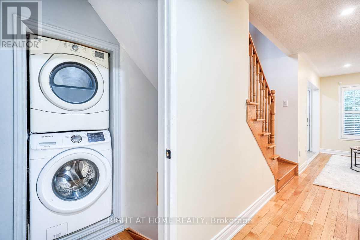2304 Winlord Place, Oshawa, ON - Indoor Photo Showing Laundry Room