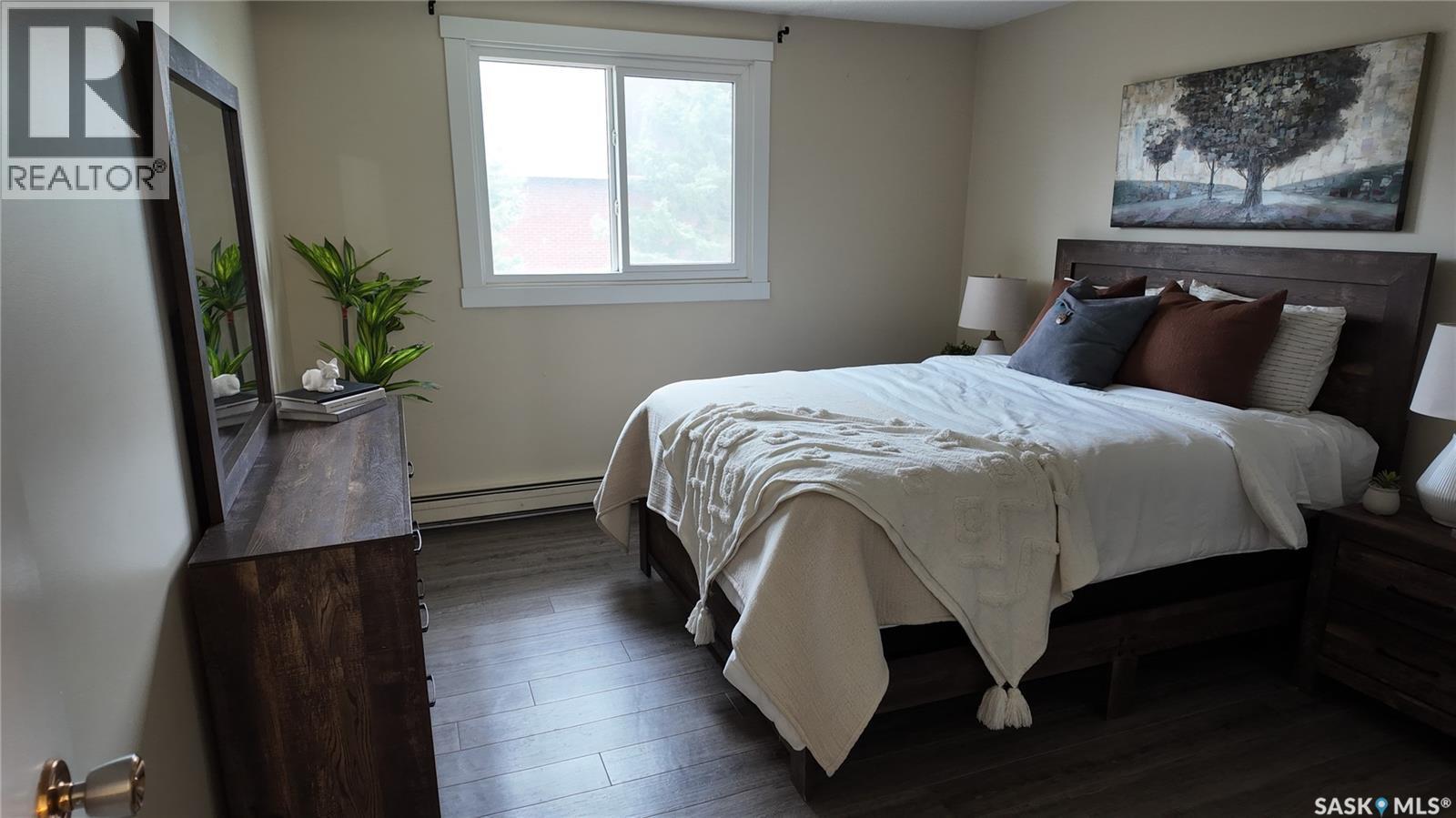 34 31 Centennial Street, Regina, SK - Indoor Photo Showing Bedroom