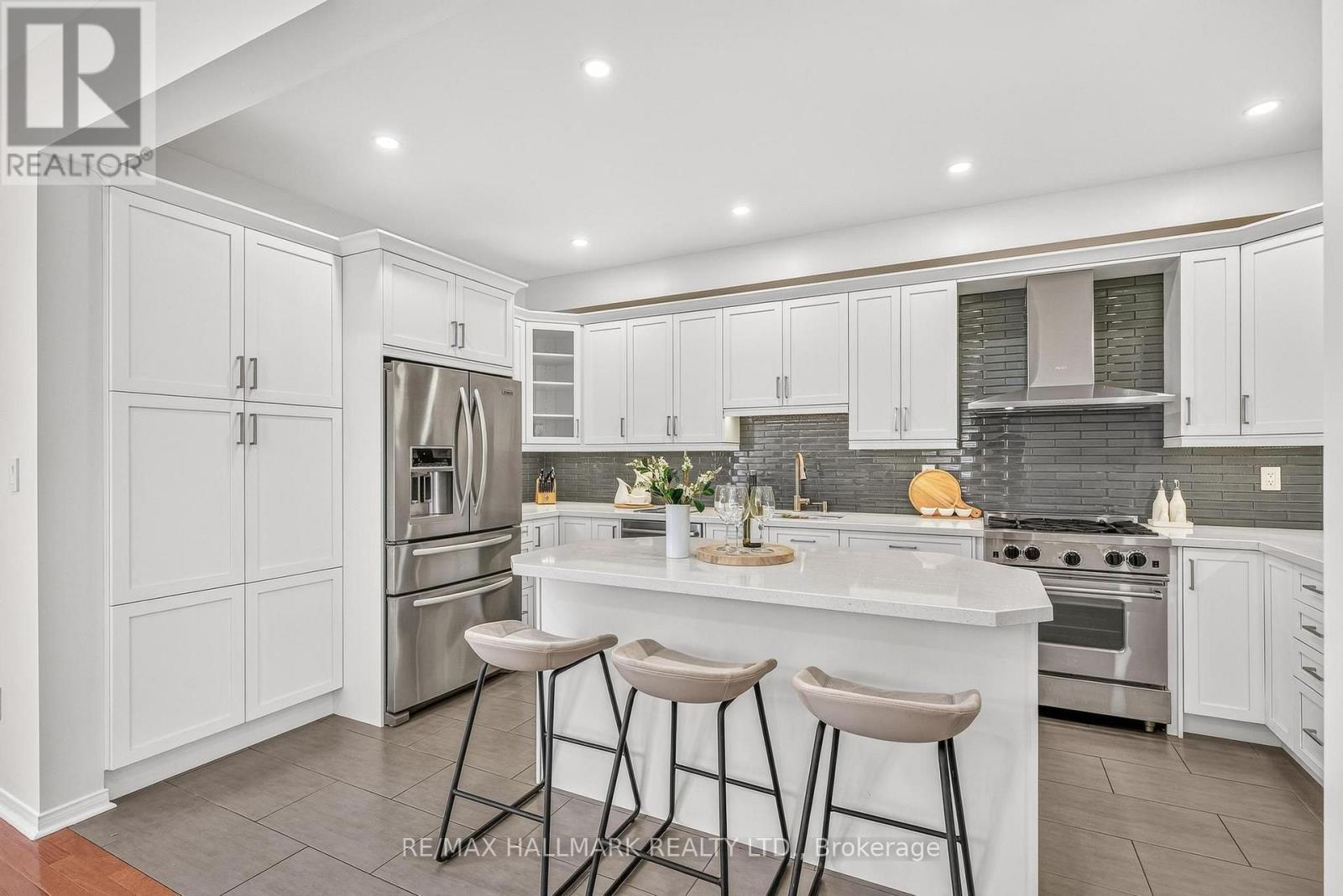 120 Albert Lewis Street, Markham, ON - Indoor Photo Showing Kitchen With Stainless Steel Kitchen With Upgraded Kitchen