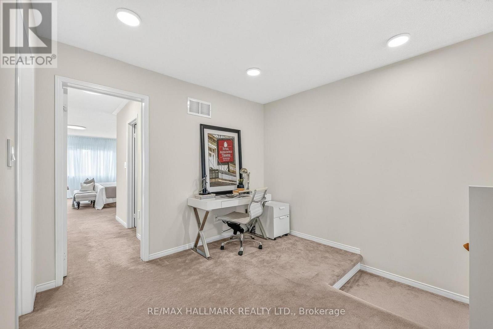 120 Albert Lewis Street, Markham, ON - Indoor Photo Showing Office
