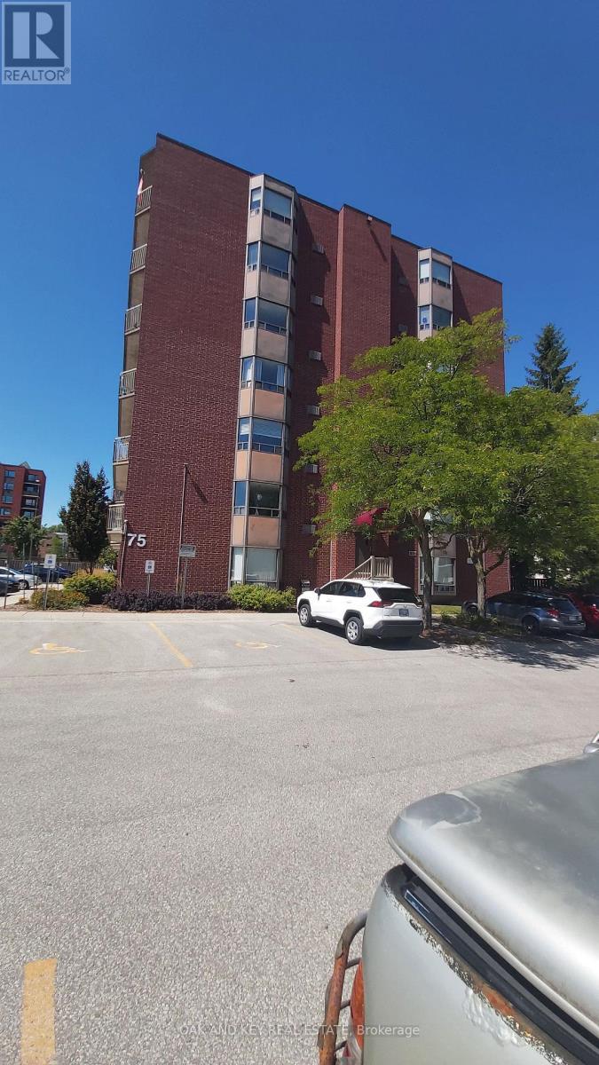 703 - 75 Huxley Street, London South (South E), ON - Outdoor