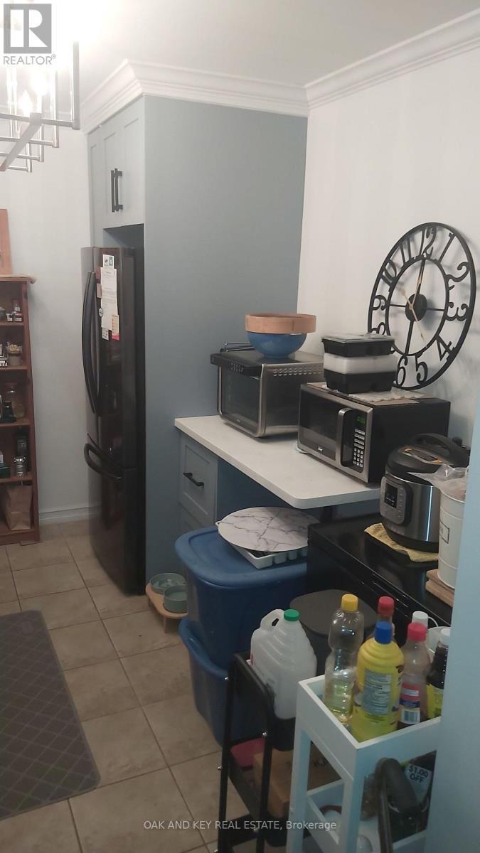 703 - 75 Huxley Street, London South (South E), ON - Indoor