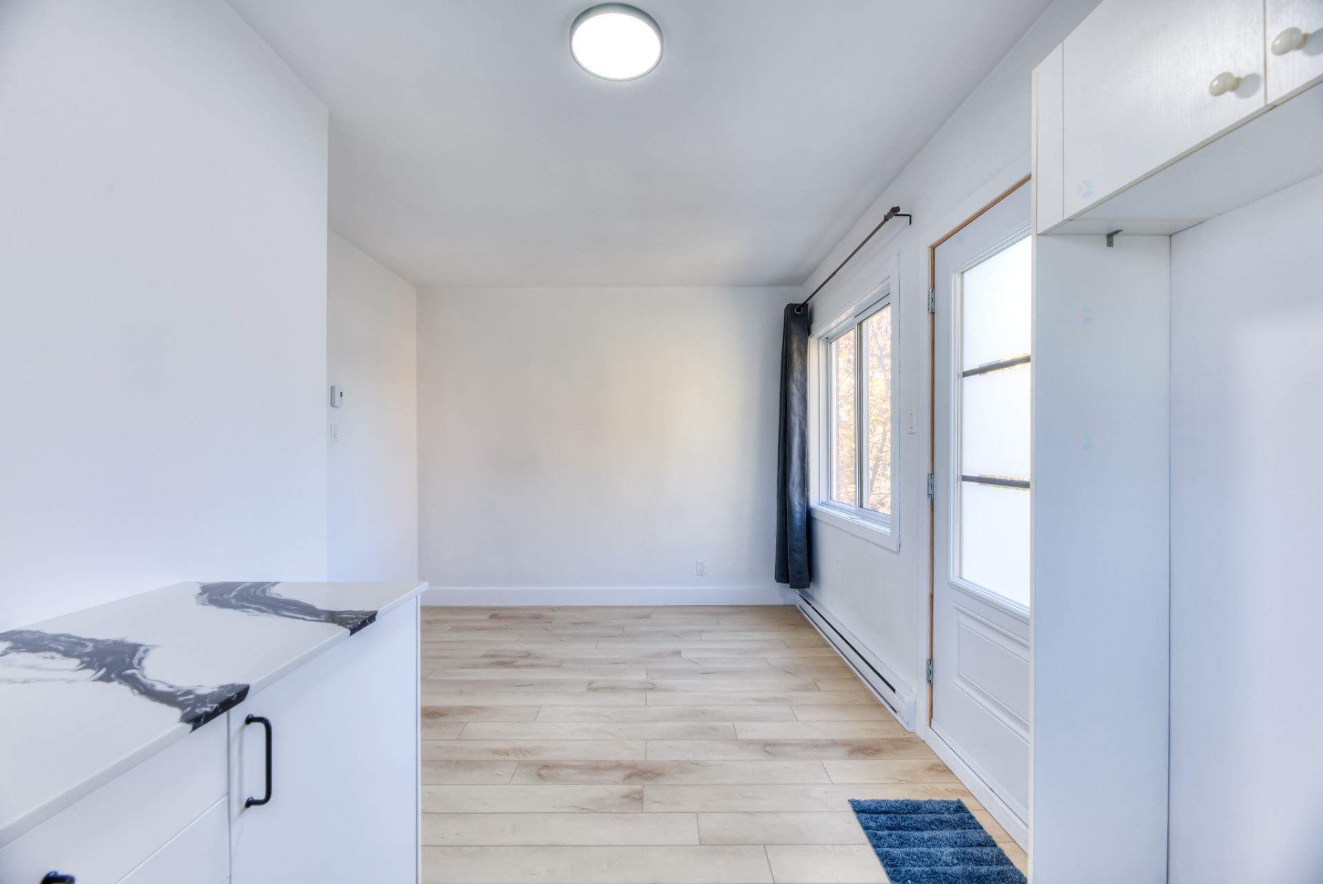 Kitchen - 20 Boul. Goineau, Laval (Pont-Viau), QC - Indoor Photo Showing Other Room
