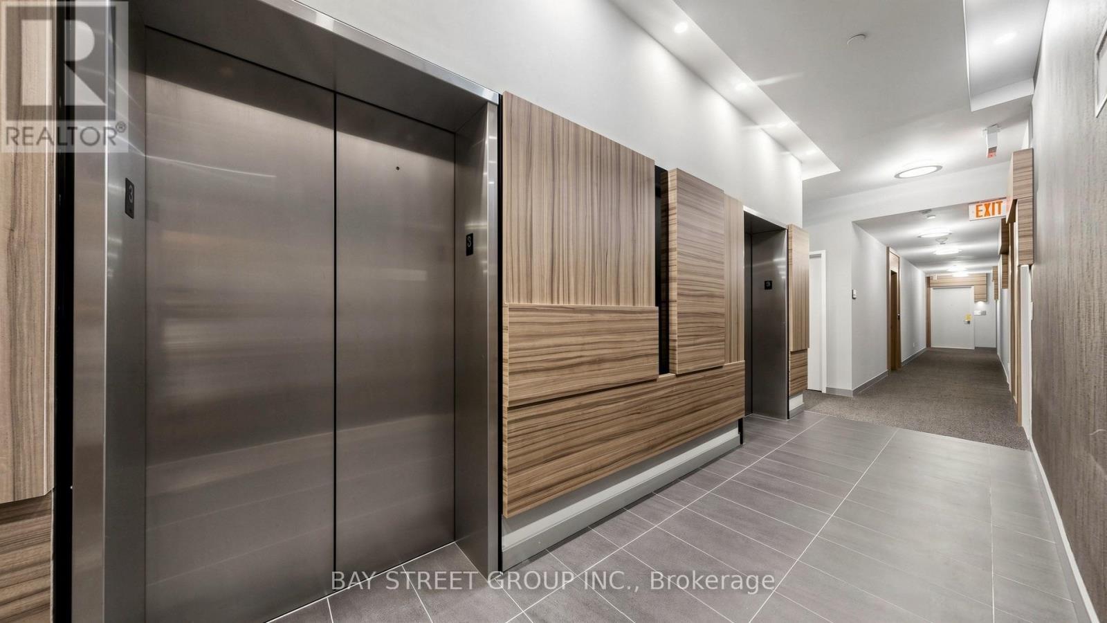 311 - 75 St Nicholas Street, Toronto, ON - Indoor Photo Showing Other Room