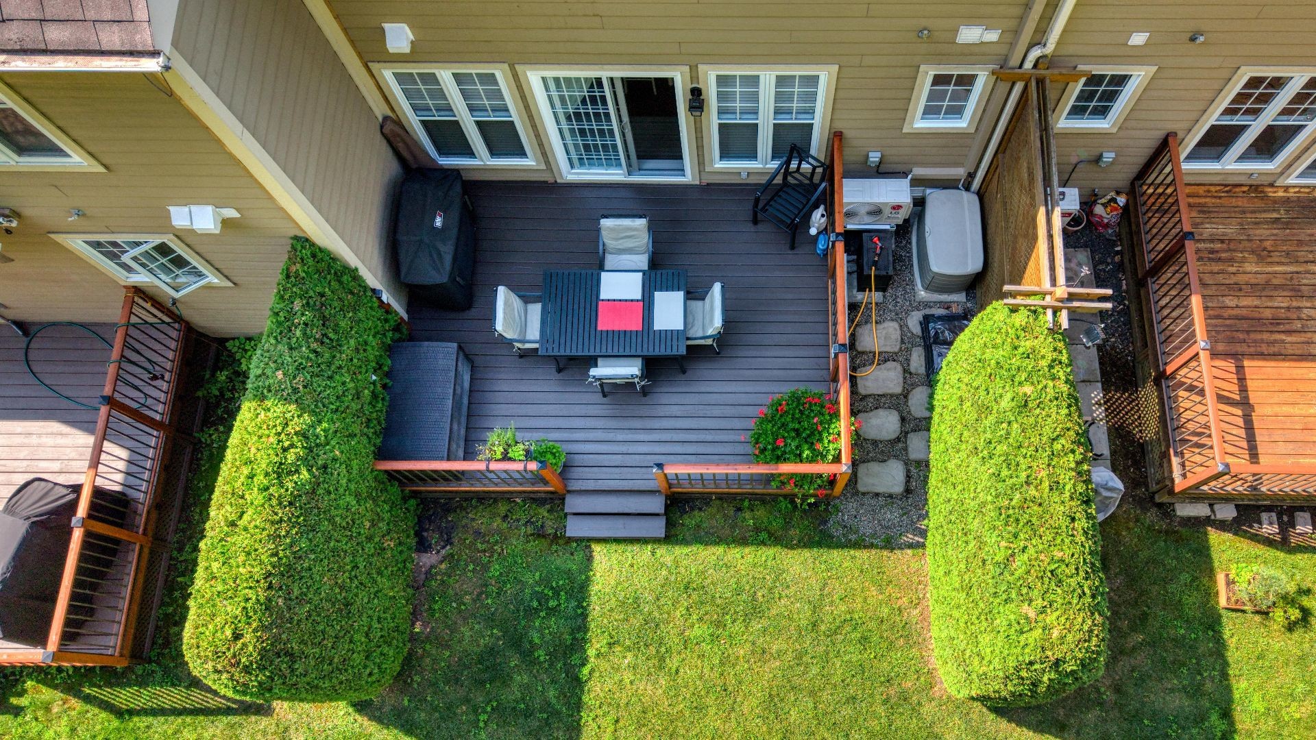 Patio - 335 Ch. Des Sorbiers, Piedmont, QC - Outdoor With Exterior