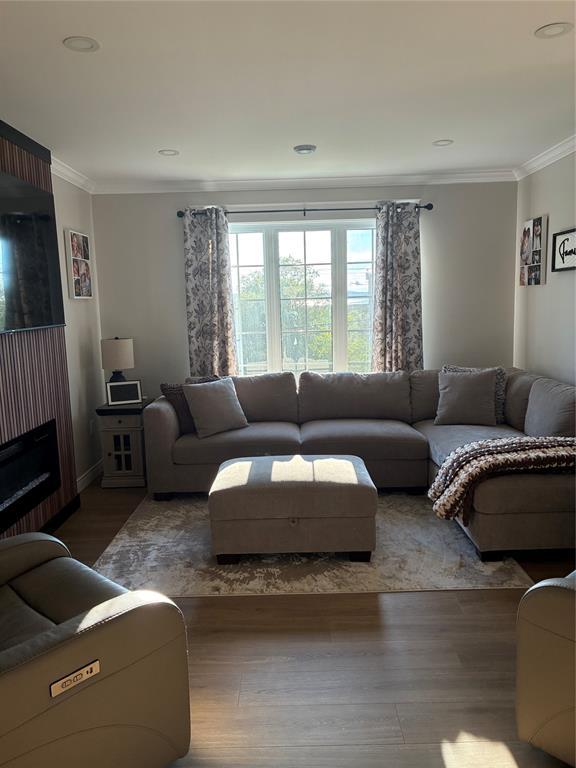 1367 Conception Bay Highway, Conception Bay South, NL - Indoor Photo Showing Living Room
