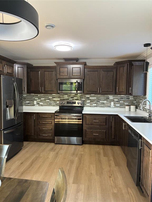 1367 Conception Bay Highway, Conception Bay South, NL - Indoor Photo Showing Kitchen With Upgraded Kitchen
