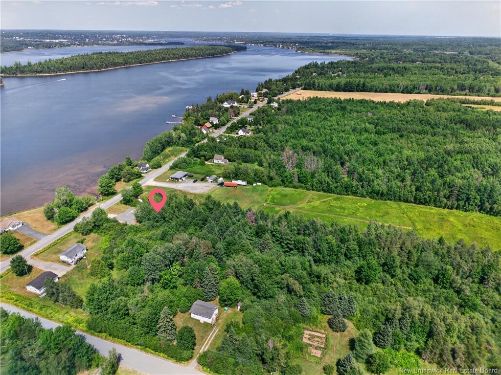 191 Islandview Dr, Miramichi, NB