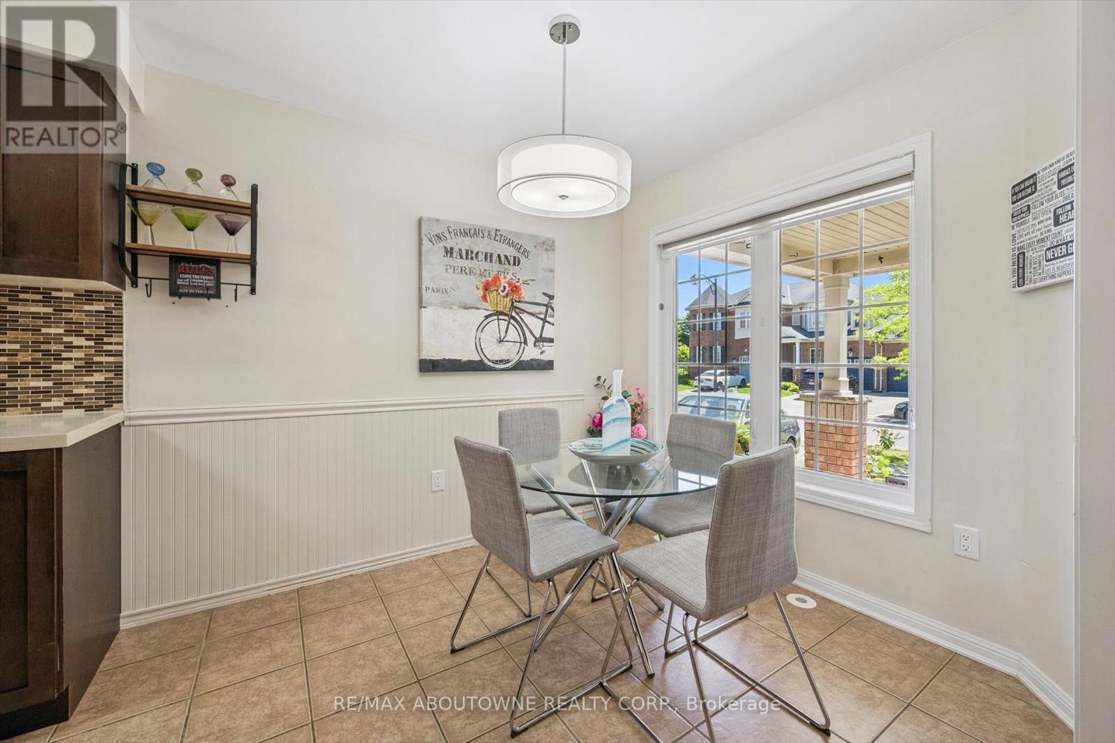 36 Van Fleet Terrace, Milton, ON - Indoor Photo Showing Dining Room