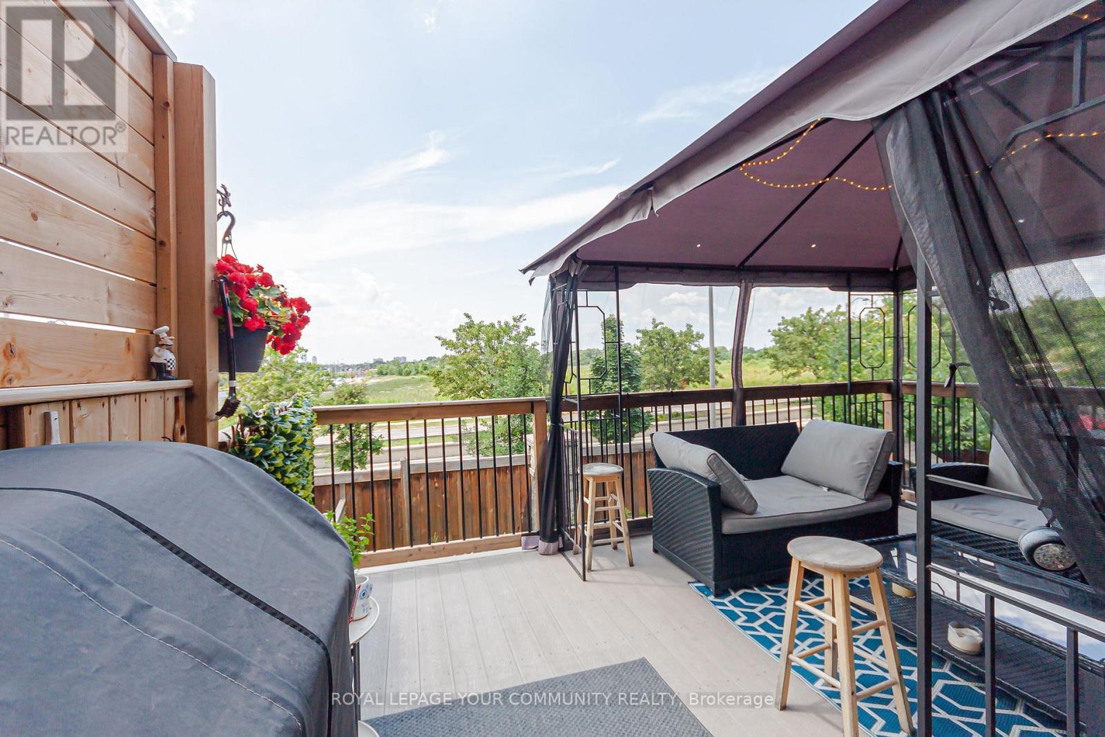 new deck - 30 Spruce Pine Crescent, Vaughan, ON - Outdoor With Deck Patio Veranda With Exterior