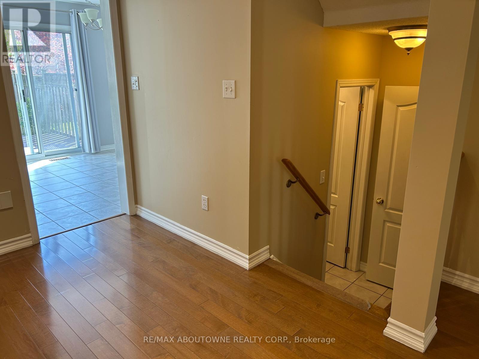 2473 Lazio Lane, Oakville, ON - Indoor Photo Showing Other Room